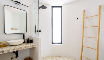 Resa estates huis kopen Ibiza es cubells villa bathroom 3.jpg